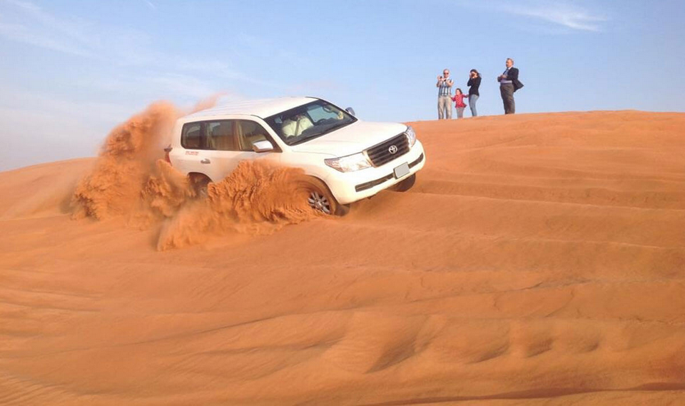 Great Package Desert Safari Platinum Plus only 200 AED.